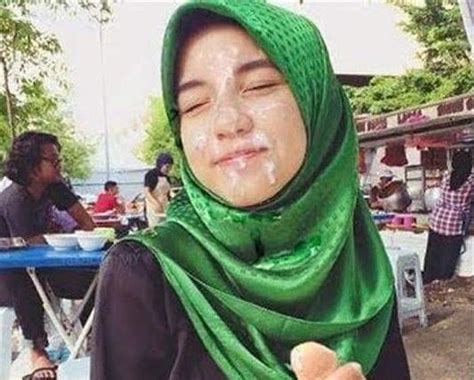Bokep Crot Di Dalam Porn Videos .